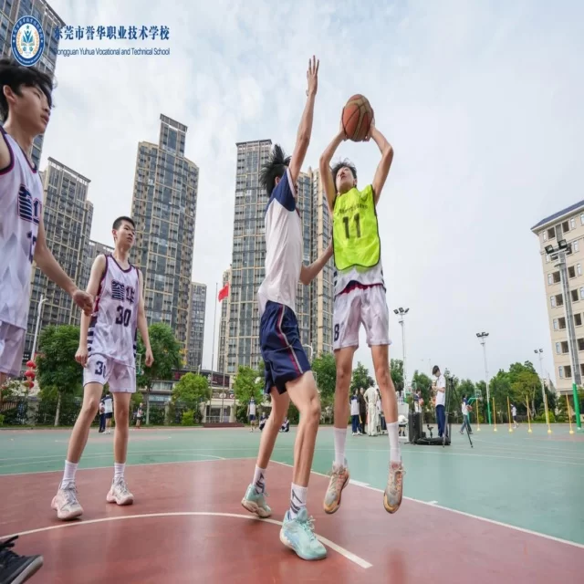 体育产业热点新闻剖析：战术视角的深度解读